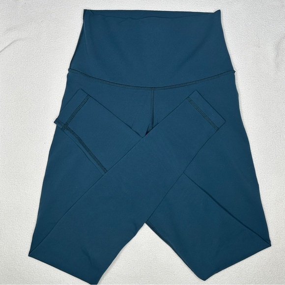 Lululemon Wunder Under Pant *Full-On Luon (Roll Down)•Alberta Lake - Picture 9 of 14